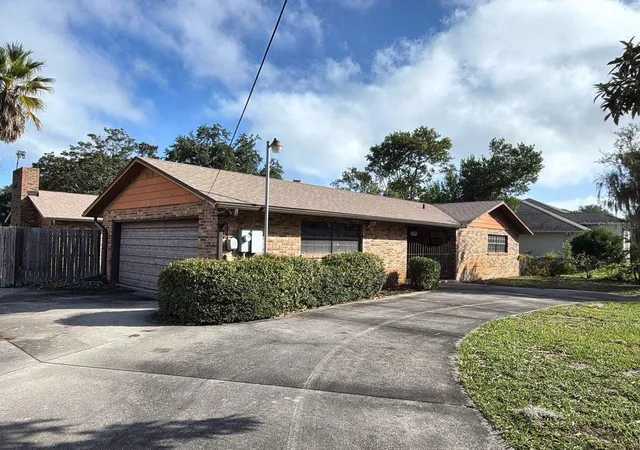 Photo 1 of Single family home for sale at 11241 Pine Ridge Rd, Leesburg, FL 34788 | MLS# O6453678 | Listing updated on 2026-10-29