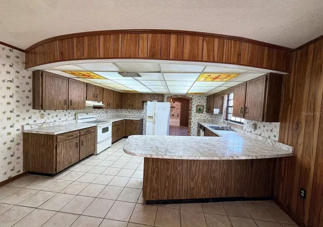 Photo 4 of Single family home for sale at 11241 Pine Ridge Rd, Leesburg, FL 34788 | MLS# O6453678 | Listing updated on 2026-10-29