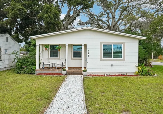 Photo 1 of Single family home for sale at 4601 16th Avenue N, Saint Petersburg, FL 33713 | MLS# TB8562751 | Listing updated on 2026-10-29
