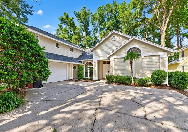 Photo 1 of Single family home for sale at 10412 Sw 49th Lane, Gainesville, FL 32608 | MLS# GC544519 | Listing updated on 2026-10-29