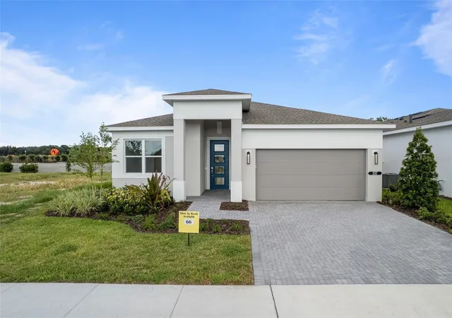 Photo 1 of Single family home for sale at 557 Hammock Oaks Blvd, Lady Lake, FL 32159 | MLS# W7890757 | Listing updated on 2026-10-29