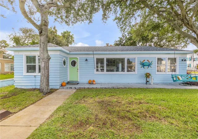 Single family home for sale at 731 N Oleander Ave, DAYTONA BEACH, FL 32118 | MLS# O6453683