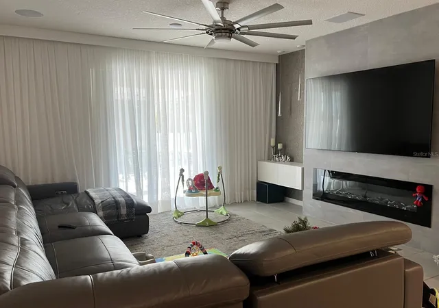 Photo 4 of Single family home for sale at 731 Birch Holw Dr, Apopka, FL 32703 | MLS# G5119624 | Listing updated on 2026-10-29