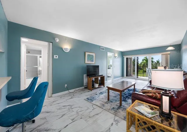 Photo 4 of Condo for sale at 6372 Palma Del Mar Blvd S #319, Saint Petersburg, FL 33715 | MLS# TB8562762 | Listing updated on 2026-10-30