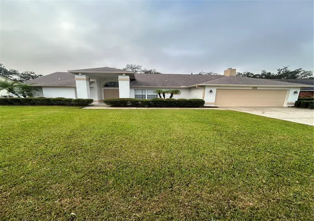 Photo 1 of Single family home for sale at 6713 Knightswood Dr, Orlando, FL 32818 | MLS# O6453700 | Listing updated on 2026-10-31