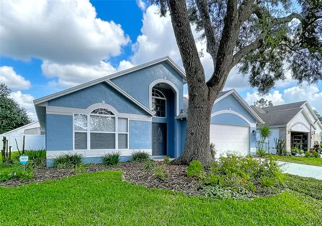 Photo 1 of Single family home for sale at 17505 Woodthrush Pl, Tampa, FL 33647 | MLS# TB8562795 | Listing updated on 2026-10-30