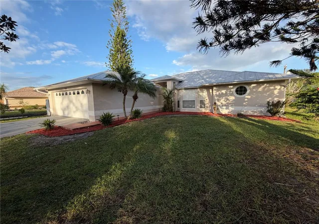 Photo 1 of Single family home for sale at 1019 Gardenia St, Sebastian, FL 32958 | MLS# GC544531 | Listing updated on 2026-10-30