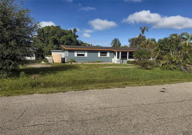 Single family home for sale at 5616 24th Street E, BRADENTON, FL 34203 | MLS# A4711314