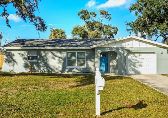 Single family home for sale at 1017 Rosedale Rd, VENICE, FL 34293 | MLS# C7532702