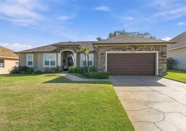 Single family home for sale at 2980 Vintage View Cir, LAKELAND, FL 33812 | MLS# L4966155