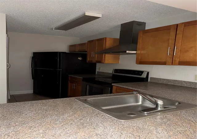 Photo 3 of Condo for sale at 6120 Curry Frd Rd #140, Orlando, FL 32822 | MLS# O6453728 | Listing updated on 2026-10-30