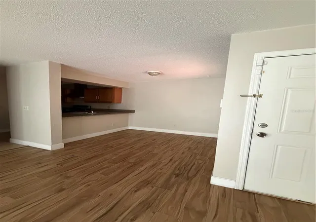 Photo 4 of Condo for sale at 6120 Curry Frd Rd #140, Orlando, FL 32822 | MLS# O6453728 | Listing updated on 2026-10-30