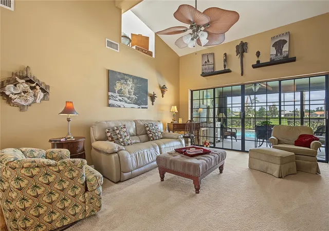 Photo 3 of Single family home for sale at 7121 Twin Eagle Ln, Fort Myers, FL 33912 | MLS# C7532705 | Listing updated on 2026-10-29
