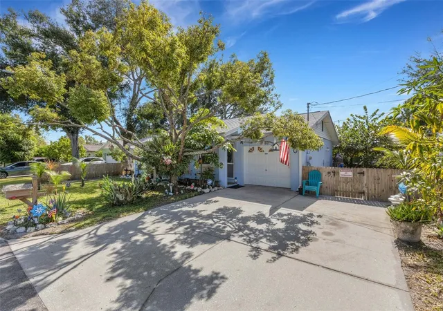 Photo 1 of Single family home for sale at 4260 53rd Avenue N, Saint Petersburg, FL 33714 | MLS# L4966156 | Listing updated on 2026-10-30