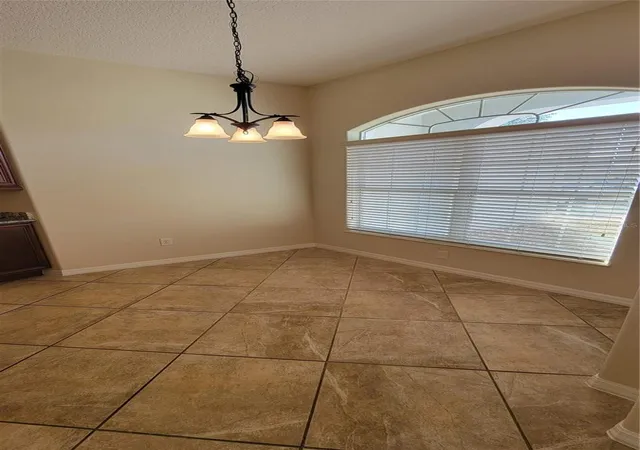 Photo 2 of Single family home for sale at 941 Mandrake St, The Villages, FL 32162 | MLS# S5160461 | Listing updated on 2026-10-30