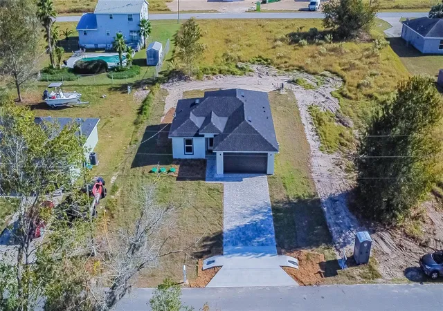 Photo 3 of Single family home for sale at 84 Walnut Dr, Ocala, FL 34480 | MLS# O6453751 | Listing updated on 2026-10-29