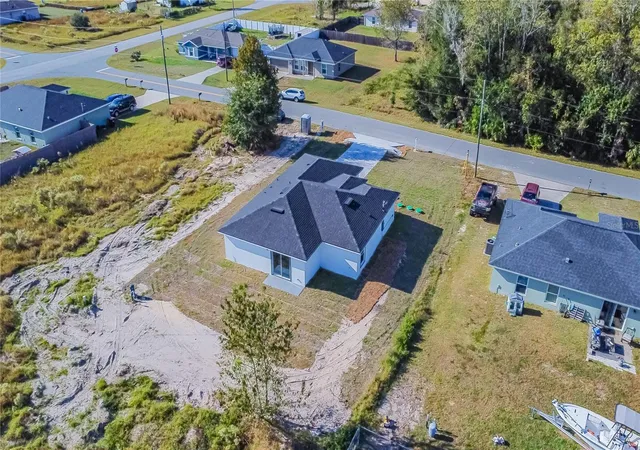 Photo 4 of Single family home for sale at 84 Walnut Dr, Ocala, FL 34480 | MLS# O6453751 | Listing updated on 2026-10-29