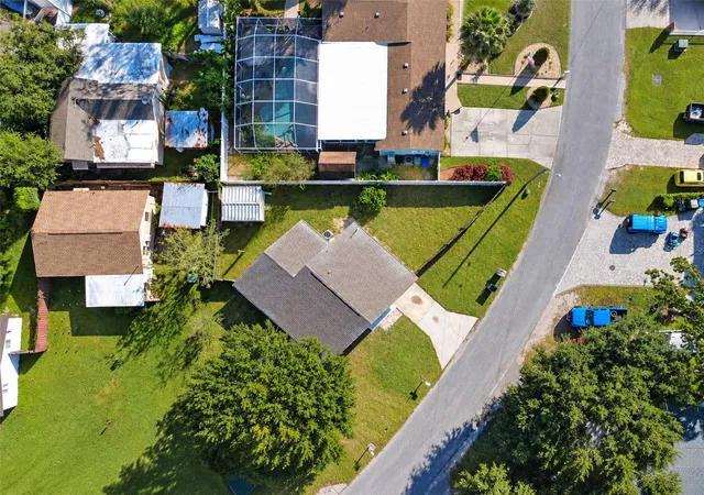 Photo 3 of Single family home for sale at 1507 W Perdiz St, Tampa, FL 33612 | MLS# TB8562855 | Listing updated on 2026-10-30