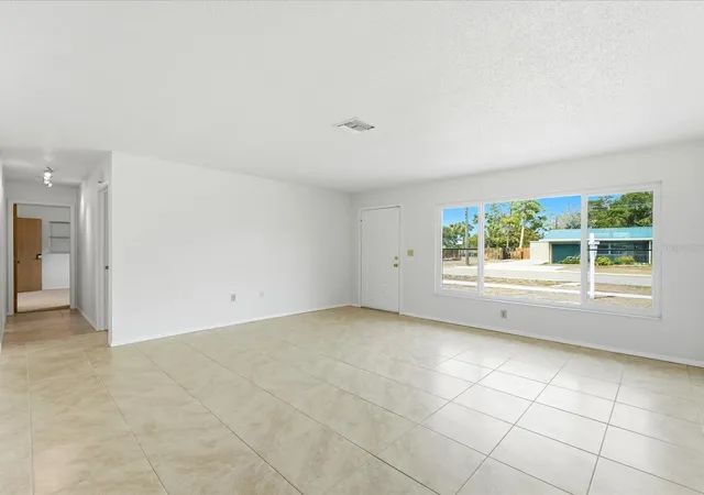 Photo 2 of Single family home for sale at 21029 Peachland Blvd, Port Charlotte, FL 33954 | MLS# C7532708 | Listing updated on 2026-10-30