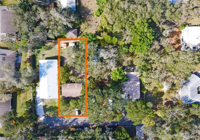 Photo 2 of Single family home for sale at 4306 Glory Pl, Sarasota, FL 34231 | MLS# A4711333 | Listing updated on 2026-10-29