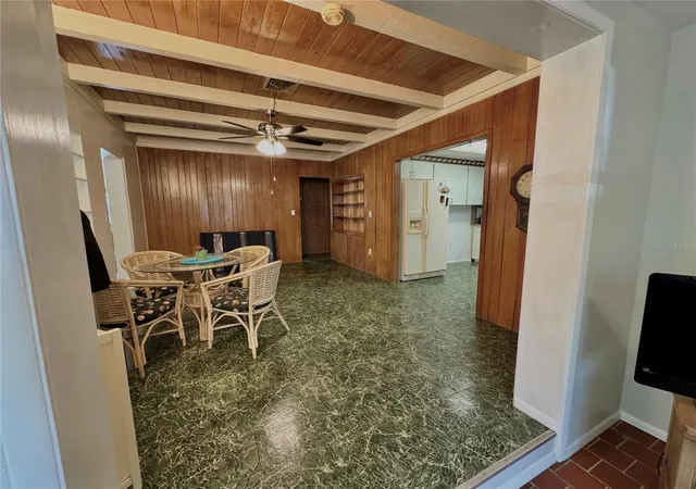 Photo 4 of Single family home for sale at 4306 Glory Pl, Sarasota, FL 34231 | MLS# A4711333 | Listing updated on 2026-10-29