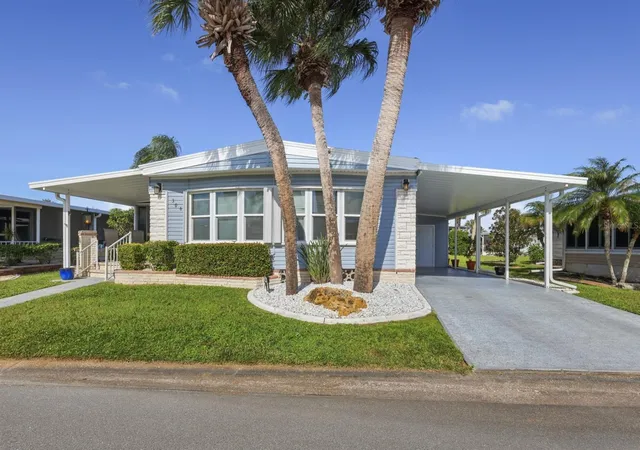 Photo 2 of Manufactured home for sale at 2100 Kings Hwy #306, Port Charlotte, FL 33980 | MLS# C7532710 | Listing updated on 2026-10-30