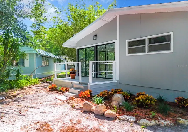 Photo 3 of Manufactured home for sale at 230 Peppertree Ct, Lake Mary, FL 32746 | MLS# O6453784 | Listing updated on 2026-10-30