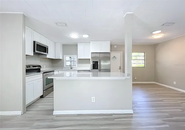 Photo 4 of Manufactured home for sale at 230 Peppertree Ct, Lake Mary, FL 32746 | MLS# O6453784 | Listing updated on 2026-10-30