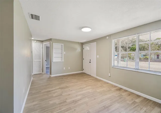 Photo 2 of Single family home for sale at 3317 Bainbridge Dr, Holiday, FL 34691 | MLS# TB8562889 | Listing updated on 2026-10-30