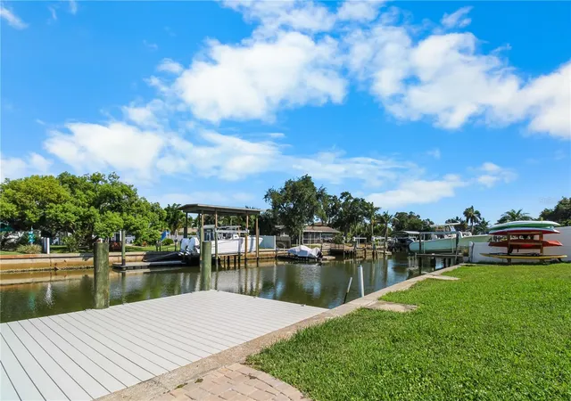 Photo 3 of Single family home for sale at 1575 Brookside Blvd, Largo, FL 33770 | MLS# TB8562891 | Listing updated on 2026-10-30