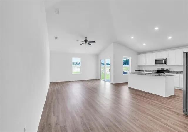 Photo 1 of Single family home for sale at 13392 SW 77th Avenue, Ocala, FL 34473 | MLS# TB8562913 | Listing updated on 2026-10-29
