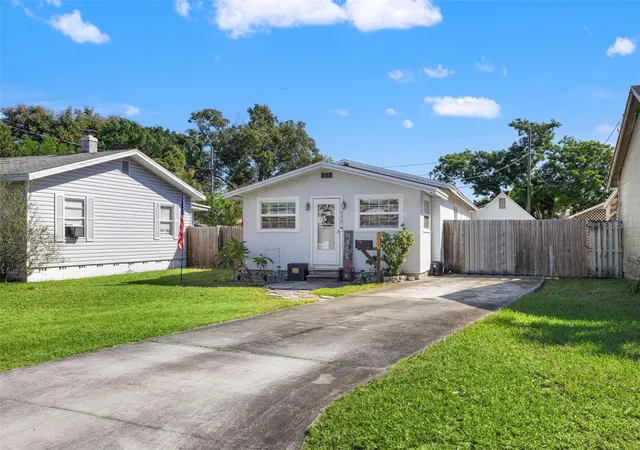 Photo 2 of Single family home for sale at 3321 23rd Street N, Saint Petersburg, FL 33713 | MLS# TB8562921 | Listing updated on 2026-10-30
