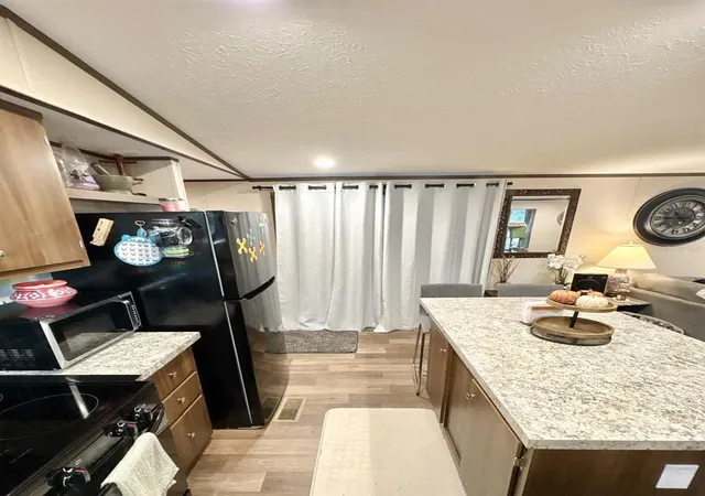 Photo 2 of Manufactured home for sale at 10760 NE 114th Street, Archer, FL 32618 | MLS# O6453815 | Listing updated on 2026-10-30