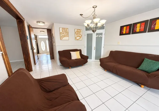 Photo 2 of Single family home for sale at 428 Jardin Habana, Toa Alta, PR 00953 | MLS# PR9125372 | Listing updated on 2026-10-30