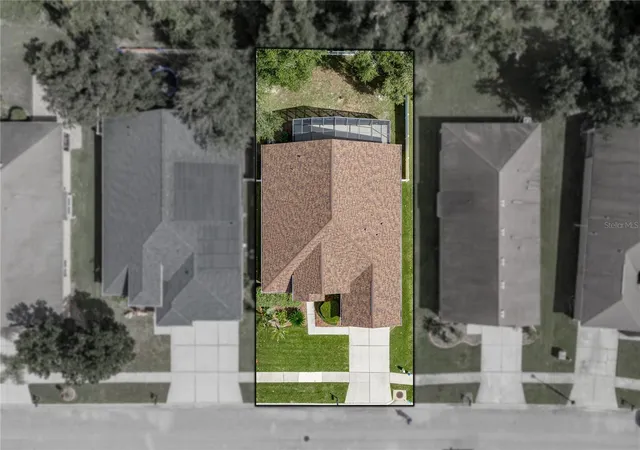 Photo 2 of Single family home for sale at 6908 Pine Springs Dr, Wesley Chapel, FL 33545 | MLS# TB8562943 | Listing updated on 2026-10-30