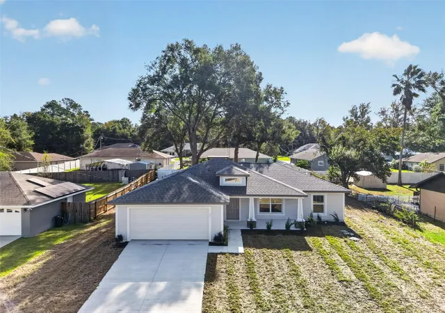 Photo 1 of Single family home for sale at 22 Almond Way, Ocala, FL 34472 | MLS# OM734940 | Listing updated on 2026-10-29
