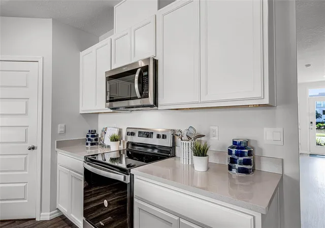 Photo 4 of Single family home for sale at 1100 Belfast Pl, Haines City, FL 33844 | MLS# O6453829 | Listing updated on 2026-10-29