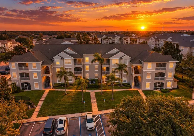 Condo for sale at 8105 Coconut Palm Way #303, KISSIMMEE, FL 34747 | MLS# S5160476