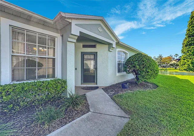 Photo 2 of House for sale at 5743 Heronpark Pl, Lithia, FL 33547 | MLS# TB8562958 | Listing updated on 2026-10-30