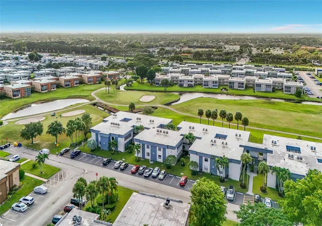 Photo 2 of Condo for sale at 570 Piedmont L #0, Delray Beach, FL 33484 | MLS# W7890772 | Listing updated on 2026-10-29