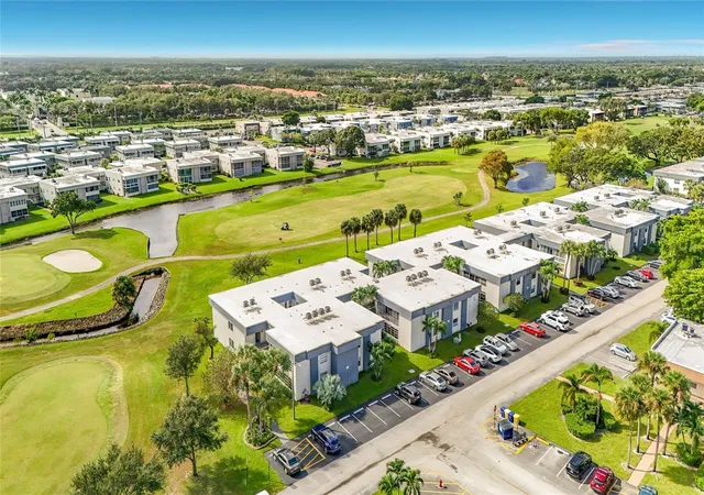 Photo 3 of Condo for sale at 570 Piedmont L #0, Delray Beach, FL 33484 | MLS# W7890772 | Listing updated on 2026-10-29