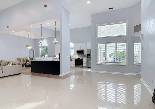Photo 4 of Single family home for sale at 5 Bay Pointe Dr, Ormond Beach, FL 32174 | MLS# FC322466 | Listing updated on 2026-10-30