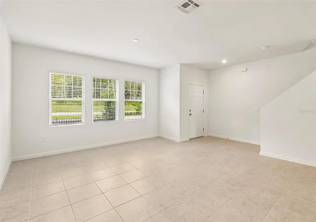 Photo 3 of Townhouse for sale at 237 Mercer St, Deland, FL 32720 | MLS# TB8562977 | Listing updated on 2026-10-30