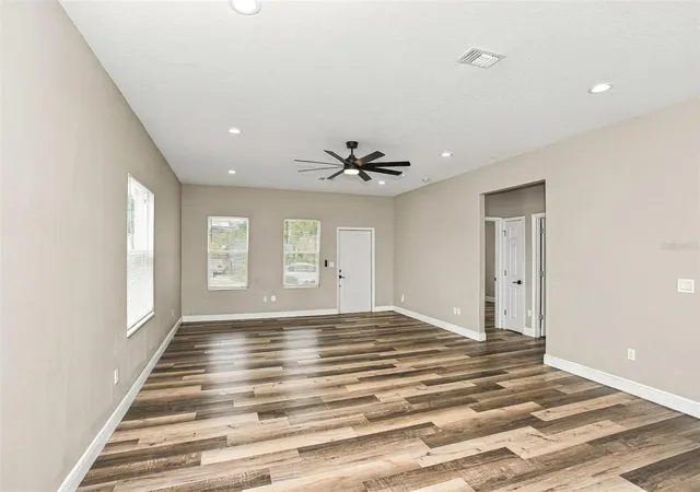 Photo 4 of Single family home for sale at 3027 Union St N, Saint Petersburg, FL 33713 | MLS# TB8562979 | Listing updated on 2026-10-30