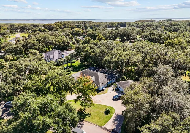 Photo 4 of Single family home for sale at 1350 Hidden Harbor Ln, Kissimmee, FL 34746 | MLS# S5160480 | Listing updated on 2026-10-30