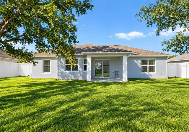 Photo 1 of Single family home for sale at 14 Lamoyne Ln, Palm Coast, FL 32137 | MLS# FC322467 | Listing updated on 2026-10-30