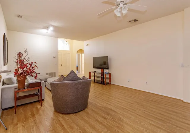 Photo 4 of Single family home for sale at 13224 St Cole Ct, Orlando, FL 32828 | MLS# O6453861 | Listing updated on 2026-10-30