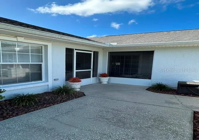 Photo 4 of Single family home for sale at 7198 SW 113th Loop, Ocala, FL 34476 | MLS# OM734947 | Listing updated on 2026-10-30