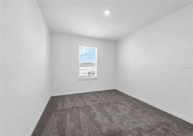 Photo 3 of Single family home for sale at 3945 Pentas Rd, Tavares, FL 32778 | MLS# O6453870 | Listing updated on 2026-10-30