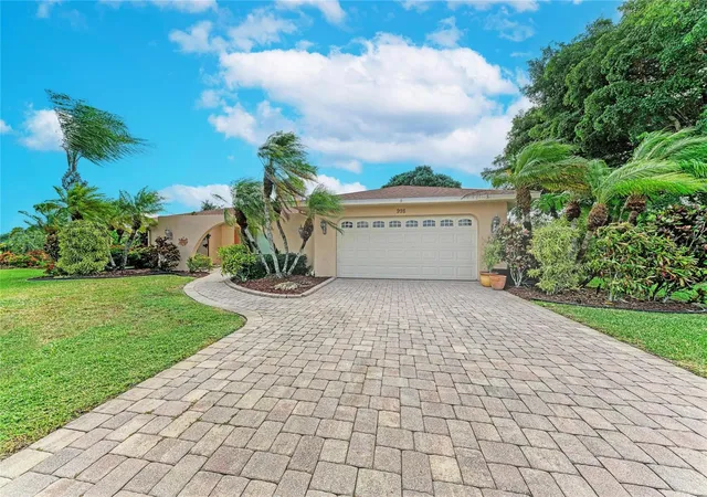 Photo 3 of Single family home for sale at 998 Gondola Ct, Venice, FL 34293 | MLS# N6146410 | Listing updated on 2026-10-31